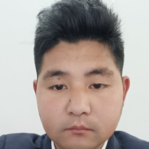李永龙