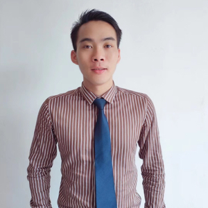 李业龙